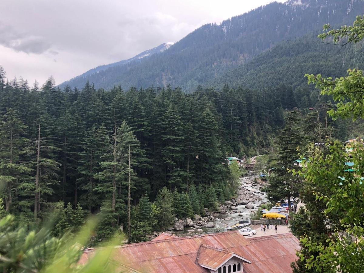 Red House Cafe And Inn Manali  Exterior photo